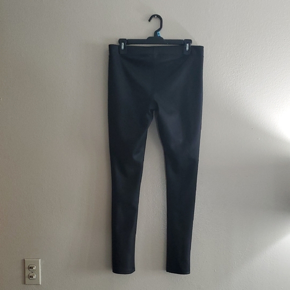 Super High Waisted Faux Leather Leggings - Picture 5 of 9